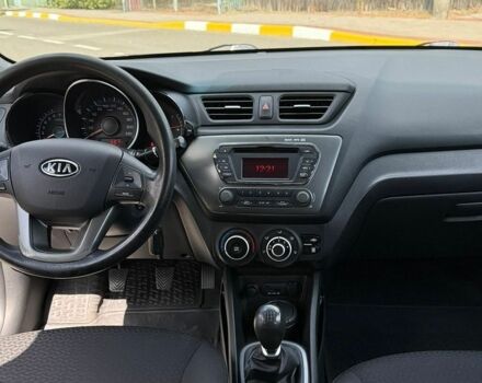Сірий Кіа Ріо, об'ємом двигуна 1.4 л та пробігом 125 тис. км за 6500 $, фото 16 на Automoto.ua