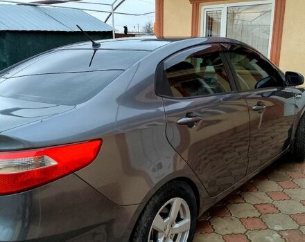 Сірий Кіа Ріо, об'ємом двигуна 1.4 л та пробігом 206 тис. км за 7800 $, фото 3 на Automoto.ua