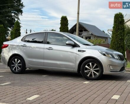 Сірий Кіа Ріо, об'ємом двигуна 1.6 л та пробігом 185 тис. км за 7650 $, фото 3 на Automoto.ua