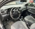 Серый Киа Рио, объемом двигателя 1.4 л и пробегом 223 тыс. км за 5500 $, фото 4 на Automoto.ua