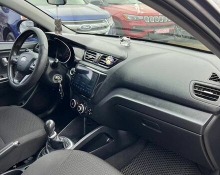 Сірий Кіа Ріо, об'ємом двигуна 1.4 л та пробігом 190 тис. км за 7500 $, фото 10 на Automoto.ua