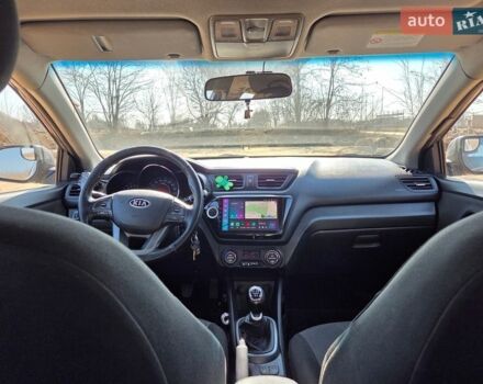 Сірий Кіа Ріо, об'ємом двигуна 1.6 л та пробігом 157 тис. км за 7000 $, фото 23 на Automoto.ua