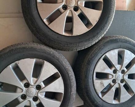 Сірий Кіа Ріо, об'ємом двигуна 1.59 л та пробігом 119 тис. км за 8000 $, фото 7 на Automoto.ua