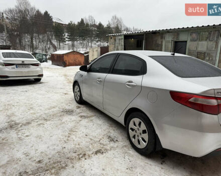 Серый Киа Рио, объемом двигателя 1.4 л и пробегом 130 тыс. км за 7500 $, фото 6 на Automoto.ua