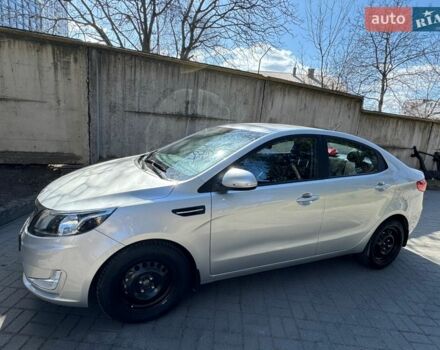 Серый Киа Рио, объемом двигателя 1.6 л и пробегом 44 тыс. км за 9500 $, фото 3 на Automoto.ua