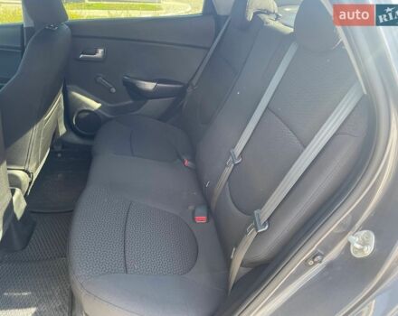 Сірий Кіа Ріо, об'ємом двигуна 1.4 л та пробігом 219 тис. км за 5900 $, фото 13 на Automoto.ua