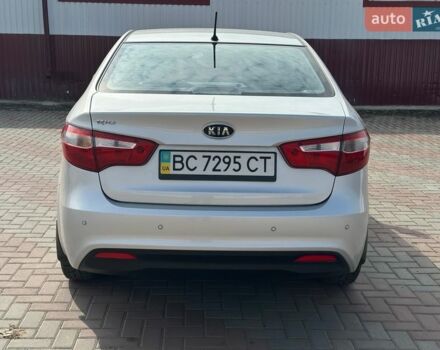 Сірий Кіа Ріо, об'ємом двигуна 1.6 л та пробігом 128 тис. км за 9350 $, фото 8 на Automoto.ua