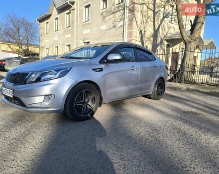 Сірий Кіа Ріо, об'ємом двигуна 1.4 л та пробігом 273 тис. км за 6500 $, фото 2 на Automoto.ua