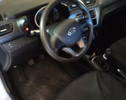 Сірий Кіа Ріо, об'ємом двигуна 1.4 л та пробігом 106 тис. км за 7200 $, фото 5 на Automoto.ua