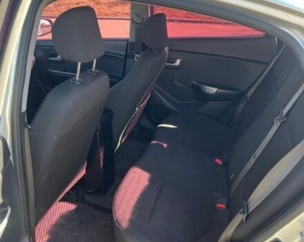 Серый Киа Рио, объемом двигателя 1.4 л и пробегом 247 тыс. км за 6400 $, фото 11 на Automoto.ua