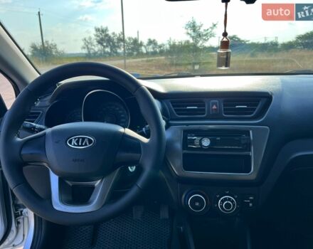 Сірий Кіа Ріо, об'ємом двигуна 1.4 л та пробігом 175 тис. км за 8000 $, фото 17 на Automoto.ua