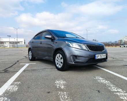 Серый Киа Рио, объемом двигателя 1.4 л и пробегом 260 тыс. км за 5000 $, фото 3 на Automoto.ua