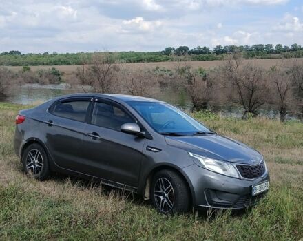 Сірий Кіа Ріо, об'ємом двигуна 1.4 л та пробігом 218 тис. км за 5800 $, фото 4 на Automoto.ua