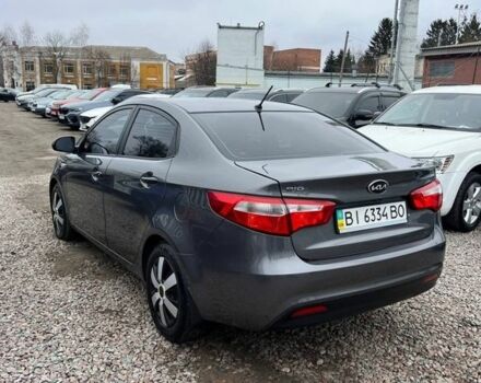 Сірий Кіа Ріо, об'ємом двигуна 1.4 л та пробігом 190 тис. км за 7500 $, фото 4 на Automoto.ua