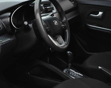 Сірий Кіа Ріо, об'ємом двигуна 1.4 л та пробігом 226 тис. км за 6999 $, фото 6 на Automoto.ua