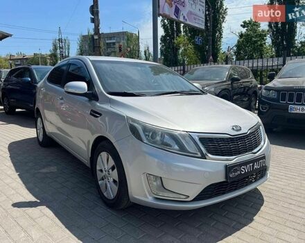 Серый Киа Рио, объемом двигателя 1.6 л и пробегом 232 тыс. км за 8400 $, фото 3 на Automoto.ua