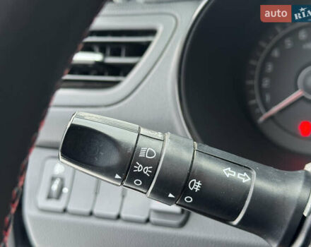 Серый Киа Рио, объемом двигателя 1.4 л и пробегом 260 тыс. км за 7799 $, фото 10 на Automoto.ua