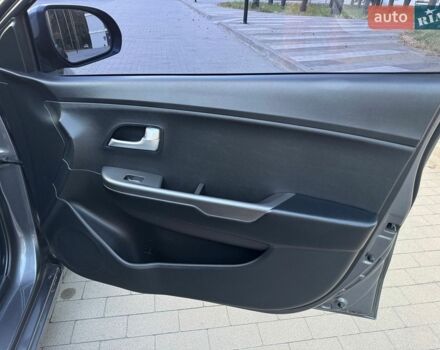 Серый Киа Рио, объемом двигателя 1.4 л и пробегом 87 тыс. км за 8950 $, фото 57 на Automoto.ua