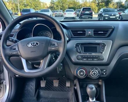 Киа Рио 2013 в Броварах на Automoto.ua Серый Киа Рио, объемом двигателя 1.4 л и пробегом 83 тыс. км за 8200 $, фото 5 на Automoto.ua