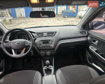 Серый Киа Рио, объемом двигателя 1.4 л и пробегом 43 тыс. км за 10500 $, фото 16 на Automoto.ua