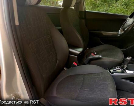 Серый Киа Рио, объемом двигателя 1.6 л и пробегом 95 тыс. км за 7500 $, фото 4 на Automoto.ua
