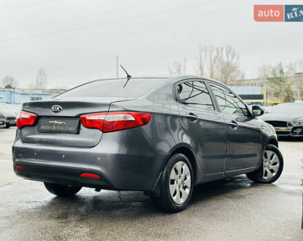 Серый Киа Рио, объемом двигателя 1.4 л и пробегом 245 тыс. км за 5900 $, фото 1 на Automoto.ua
