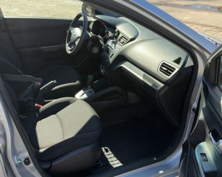 Серый Киа Рио, объемом двигателя 1.4 л и пробегом 156 тыс. км за 8500 $, фото 8 на Automoto.ua