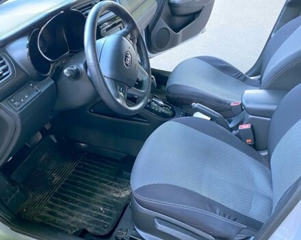 Сірий Кіа Ріо, об'ємом двигуна 1.6 л та пробігом 74 тис. км за 10300 $, фото 7 на Automoto.ua