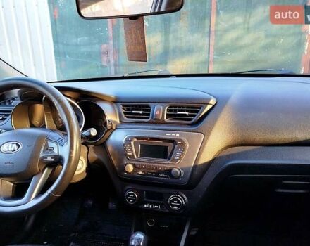 Серый Киа Рио, объемом двигателя 1.4 л и пробегом 25 тыс. км за 5500 $, фото 6 на Automoto.ua