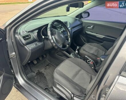 Сірий Кіа Ріо, об'ємом двигуна 1.59 л та пробігом 205 тис. км за 5800 $, фото 8 на Automoto.ua