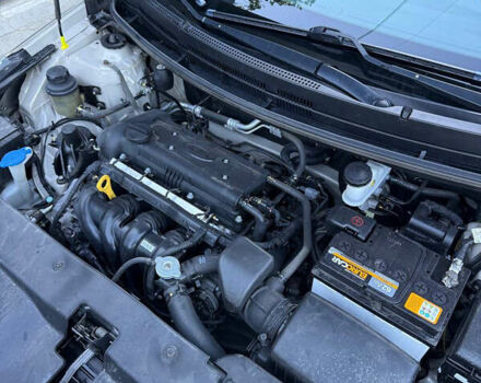 Серый Киа Рио, объемом двигателя 1.4 л и пробегом 223 тыс. км за 7399 $, фото 40 на Automoto.ua