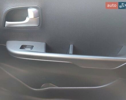 Серый Киа Рио, объемом двигателя 1.4 л и пробегом 95 тыс. км за 8500 $, фото 33 на Automoto.ua
