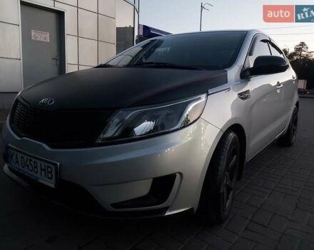 Серый Киа Рио, объемом двигателя 1.4 л и пробегом 317 тыс. км за 6300 $, фото 2 на Automoto.ua