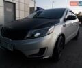 Серый Киа Рио, объемом двигателя 1.4 л и пробегом 317 тыс. км за 6300 $, фото 2 на Automoto.ua