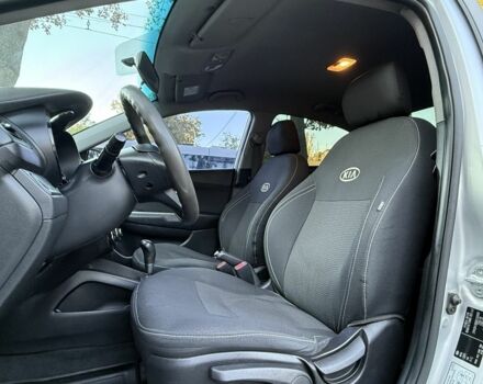 Серый Киа Рио, объемом двигателя 1.6 л и пробегом 254 тыс. км за 8499 $, фото 13 на Automoto.ua