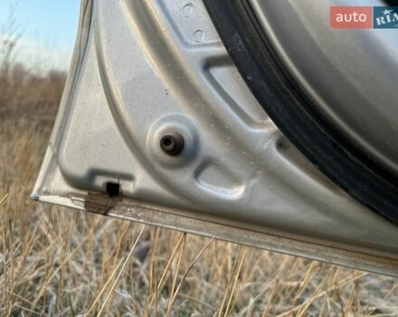 Серый Киа Рио, объемом двигателя 1.6 л и пробегом 25 тыс. км за 10200 $, фото 13 на Automoto.ua