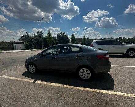 Серый Киа Рио, объемом двигателя 1.4 л и пробегом 30 тыс. км за 9900 $, фото 6 на Automoto.ua