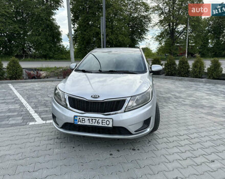 Сірий Кіа Ріо, об'ємом двигуна 1.4 л та пробігом 150 тис. км за 7300 $, фото 5 на Automoto.ua