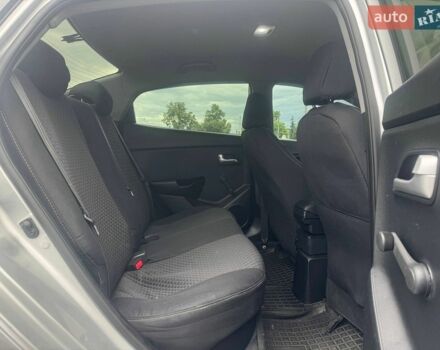 Серый Киа Рио, объемом двигателя 1.4 л и пробегом 319 тыс. км за 6490 $, фото 10 на Automoto.ua
