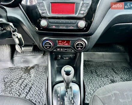 Серый Киа Рио, объемом двигателя 1.6 л и пробегом 168 тыс. км за 7800 $, фото 11 на Automoto.ua