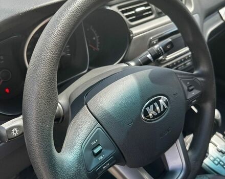 Серый Киа Рио, объемом двигателя 1.4 л и пробегом 30 тыс. км за 9900 $, фото 10 на Automoto.ua