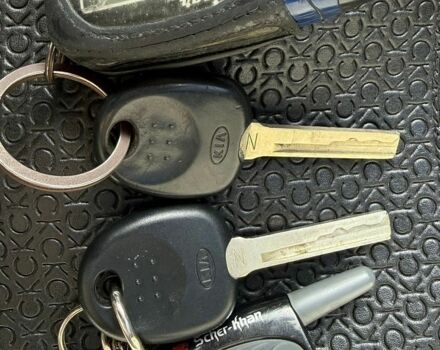 Серый Киа Рио, объемом двигателя 1.4 л и пробегом 107 тыс. км за 8200 $, фото 21 на Automoto.ua