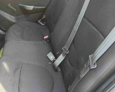 Серый Киа Рио, объемом двигателя 1.4 л и пробегом 70 тыс. км за 9000 $, фото 39 на Automoto.ua