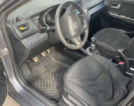 Серый Киа Рио, объемом двигателя 1.4 л и пробегом 205 тыс. км за 6500 $, фото 1 на Automoto.ua