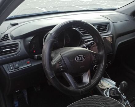 Сірий Кіа Ріо, об'ємом двигуна 1.4 л та пробігом 130 тис. км за 6500 $, фото 4 на Automoto.ua