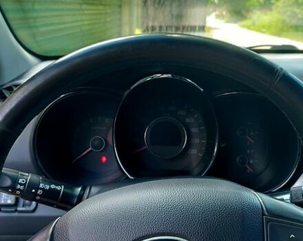 Серый Киа Рио, объемом двигателя 1.6 л и пробегом 190 тыс. км за 7800 $, фото 6 на Automoto.ua