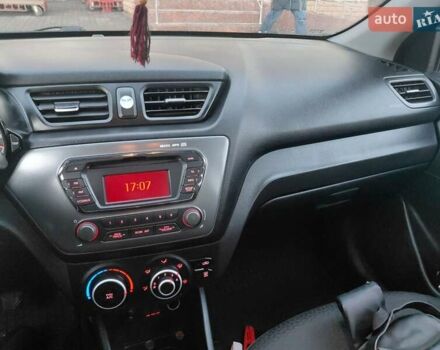 Серый Киа Рио, объемом двигателя 1.4 л и пробегом 170 тыс. км за 7700 $, фото 10 на Automoto.ua