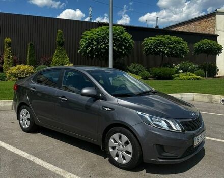 Серый Киа Рио, объемом двигателя 1.4 л и пробегом 30 тыс. км за 9900 $, фото 3 на Automoto.ua
