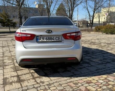 Серый Киа Рио, объемом двигателя 1.4 л и пробегом 156 тыс. км за 8500 $, фото 5 на Automoto.ua