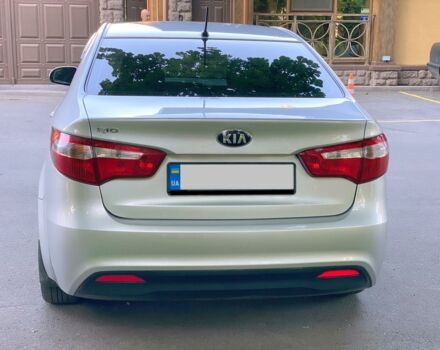 Сірий Кіа Ріо, об'ємом двигуна 1.6 л та пробігом 74 тис. км за 10300 $, фото 5 на Automoto.ua